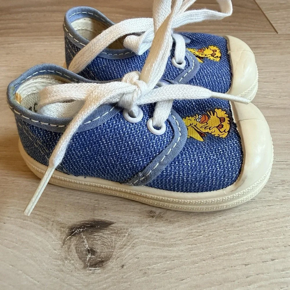 Sesame Street Big Bird Baby Shoes Size 2 Vintage Denim